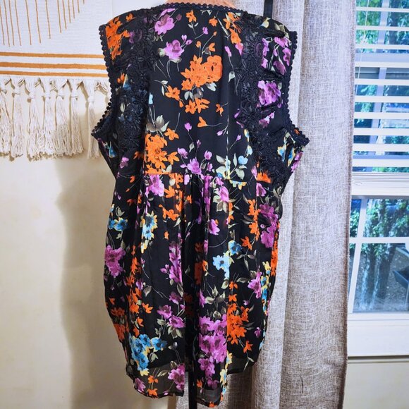 Denim 24/7 Sleeveless Floral Blouse w/ Bib Collar Design | Whimsigoth | Size 14W - Picture 3 of 9